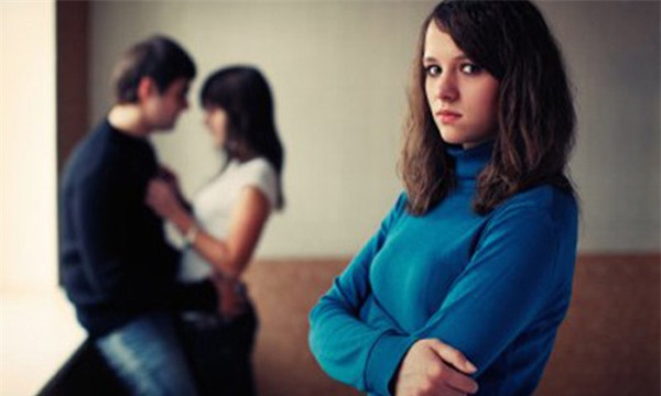 ban trai dot ngot mat lien lac, mot nam sau nho anh tren facebook co gai moi biet su that - 4