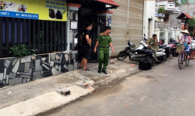 Doi ngu lai nha vo cu, nguoi dan ong 37 tuoi bi tinh nhan dam chet hinh anh 1