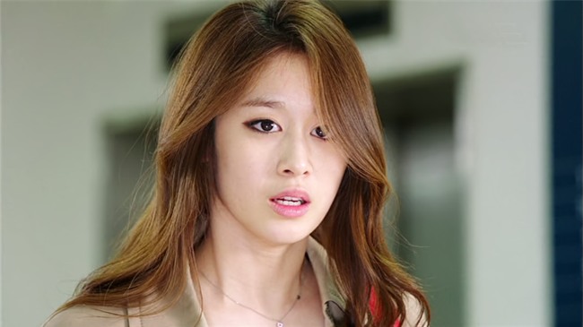 Sốc vì chồng chẳng những công khai mà còn nhắn tin kể với bạn bè về chuyện đáng xấu hổ của mình - Ảnh 1.