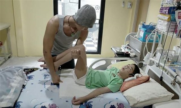 chuyen bo tre chuyen mac do "bien thai" de doi lay nu cuoi con trai se khien ban bat khoc - 5