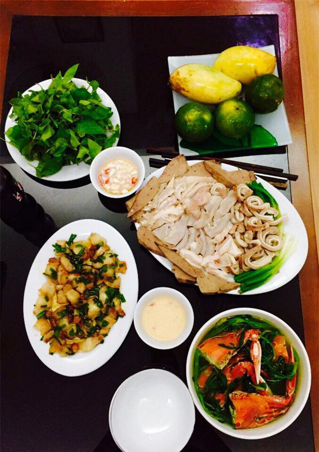 Chị em thách thức cao thủ chi tiêu, khoe nhau mâm cơm 60 nghìn đầy ắp món ngon - Ảnh 14.