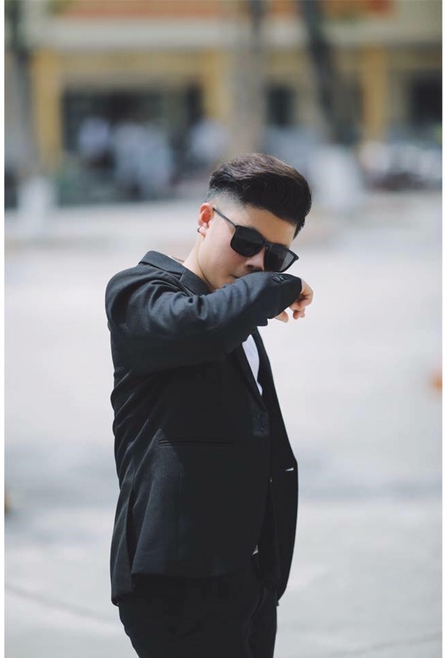 Mất tiền triệu thuê thợ chụp ảnh, chàng trai phát khóc vì bị chuyển giới không cần dao kéo - Ảnh 2.