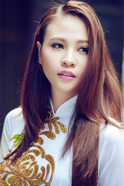 Nhan sac nguoi dep Tay vua chia se 'dinh hon' voi Cuong Do La hinh anh 11
