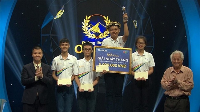 10X xuc dong lan dau doi vong nguyet que sau 2 cuoc thi Olympia hinh anh 1