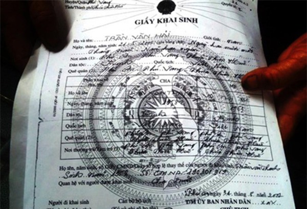 Khốn khổ vì nữ hóa thành nam -2