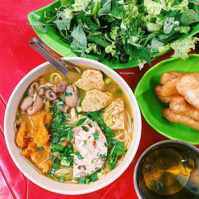 5 quán bún cá ở Hà Nội ngon đến mức, ăn một lần là mê ngay tắp lự - Ảnh 37.