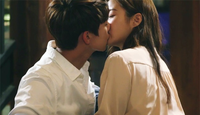 Vợ trào nước mắt vì câu nói của chồng sau khi dốc cạn tiền vốn trả nợ cho nhà chồng - Ảnh 1.