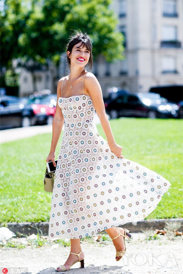 hoa tiet cham bi dang "song day" manh me, moi quy co deu nen co trong tu do - 17