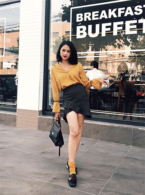 hoa tiet cham bi dang "song day" manh me, moi quy co deu nen co trong tu do - 2