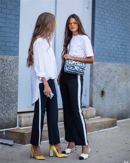 Thu/Đông này, quần thể thao kẻ sọc thân chắc chắn sẽ soán ngôi tất thảy các kiểu quần dài khác - Ảnh 17.