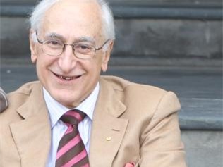 Cô bé này mới chỉ 5 tuổi, và đang nối tiếp hành trình của bé Bôm! - Ảnh 2.