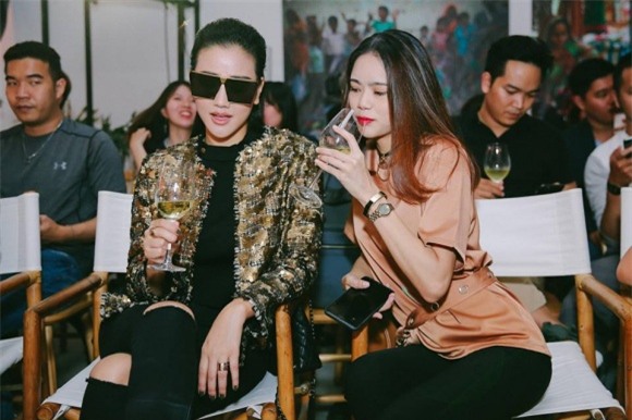 sao việt, maya, quản lý maya, tâm tít, maya và tâm tít,chuyện làng sao