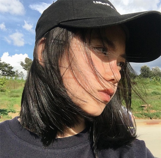 Nữ sinh Đà Lạt sở hữu góc nghiêng ăn đứt dàn hot girl Instagram Nhật - Hàn - Ảnh 2.