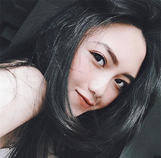 Nữ sinh Đà Lạt sở hữu góc nghiêng ăn đứt dàn hot girl Instagram Nhật - Hàn - Ảnh 3.