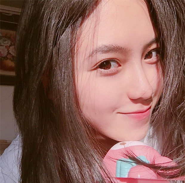 Nữ sinh Đà Lạt sở hữu góc nghiêng ăn đứt dàn hot girl Instagram Nhật - Hàn - Ảnh 7.
