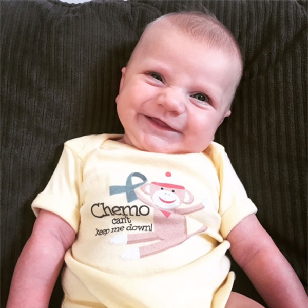 me bi ung thu rung het toc van co giu thai: