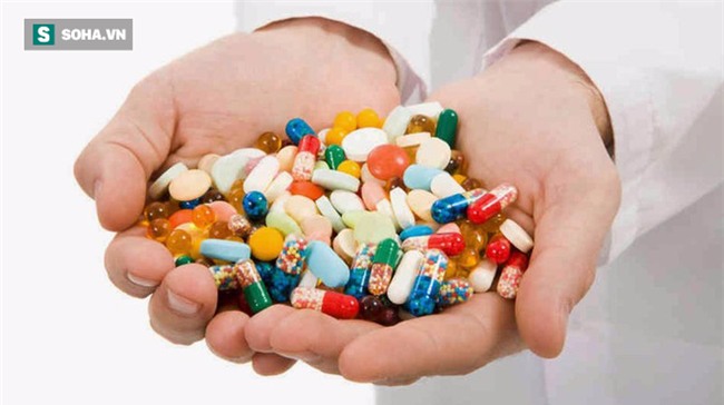 Lạm dụng kháng sinh: Nguy cơ tử vong vì vết xước nhỏ còn nhanh hơn cả ung thư - Ảnh 2.