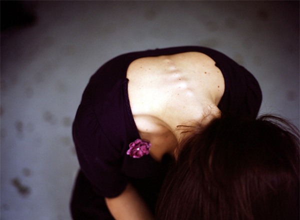 tu ngay don ra ngoai o rieng, dem nao con dau cung ngoi khoc vi nho me chong - 1