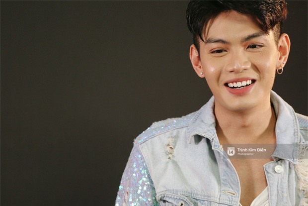 Công khai yêu 14 người chẳng ai quá 3 tháng, sao nào can đảm như Đào Bá Lộc? - Ảnh 1.