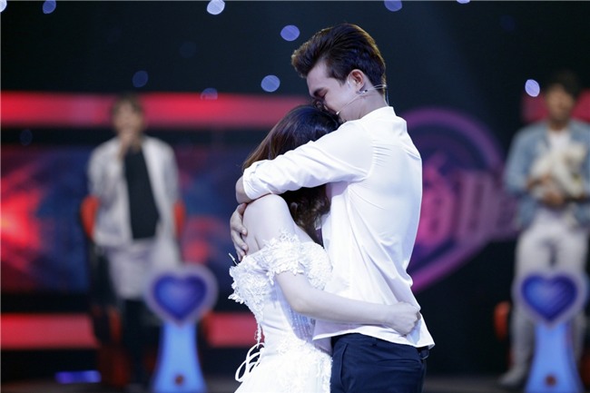 Vì yêu mà đến tập 3: Karik khóc như mưa khi chứng kiến cô gái tỏ tình cùng... bạn trai cũ-10