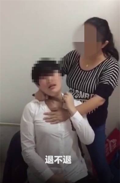 Hiệu trưởng trường mầm non bị phụ huynh kề dao vào cổ đe dọa chỉ vì 3 bộ chăn gối - Ảnh 1.