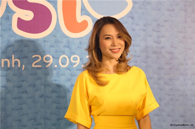 my tam tro tai catwalk cung cac em nho trong du an tu thien moi cua minh - 1