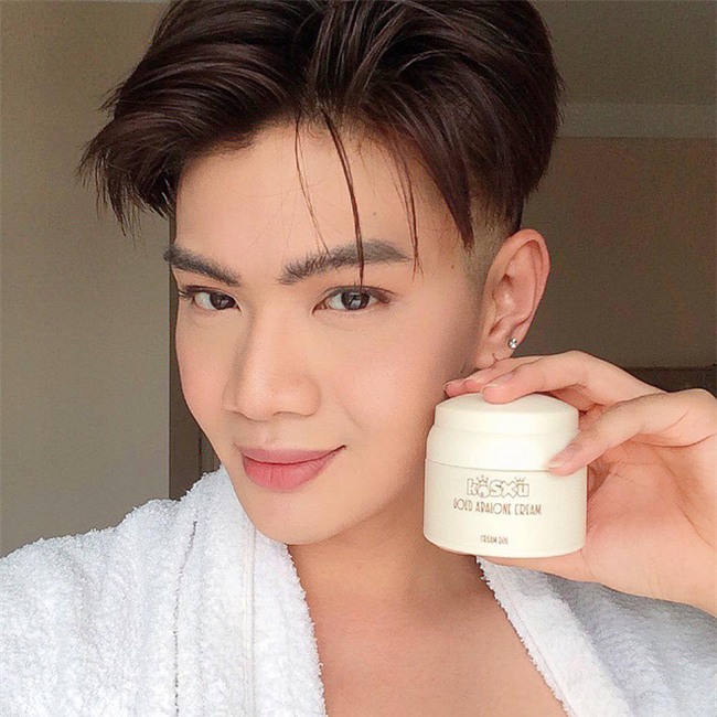 Trông thế thôi, chứ Đào Bá Lộc cũng cuồng son chẳng thua kém gì các chị em đâu nhé! - Ảnh 6.