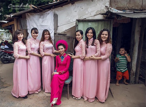 cuoi bo voi nhung dan be trap "lay" nhat mua cuoi 2017, quan khach 2 ho cung phai "cam nin" - 9