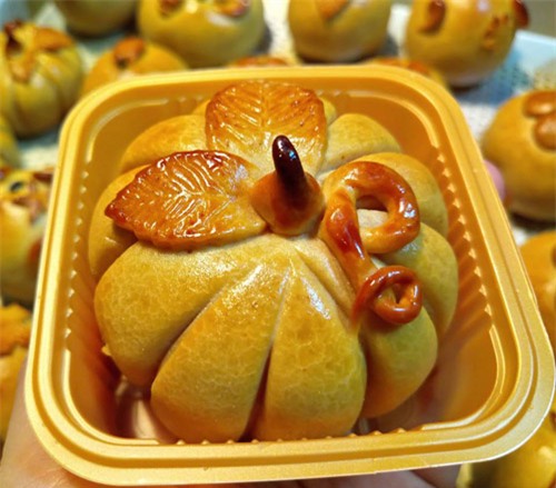 bánh trung thu, bánh trung thu handmade, bánh trung thu truyền thống, bánh trung thu nhập khẩu, tết trung thu