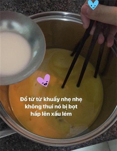 Tập tành làm bánh flan, cô gái tự khen mình xinh đẹp tài giỏi nào ngờ cái kết khiến 500 chị em cười vỡ bụng - Ảnh 1.