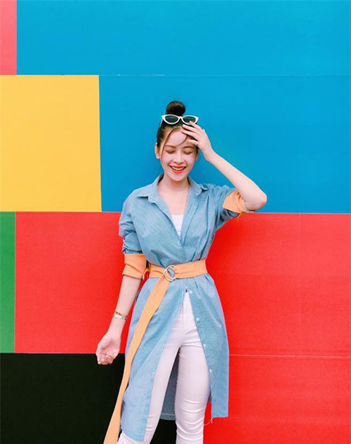 4 cach tan dung triet de mot chiec ao so mi dang dai khon ngoan nhu sao viet - 5