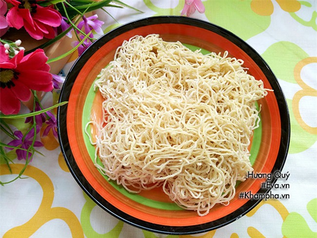 tom cuon mi chien gion tuyet ngon ai cung thich - 2