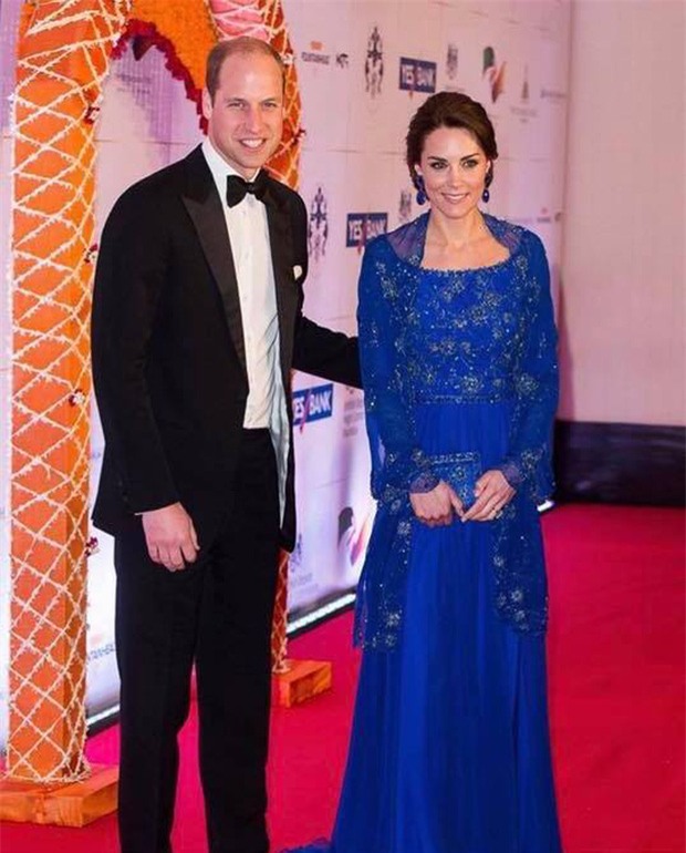 Hoàng tử William chẳng bao giờ nắm tay Công nương Kate ở nơi công cộng, nhưng lại luôn có hành động ngọt ngào này - Ảnh 9.