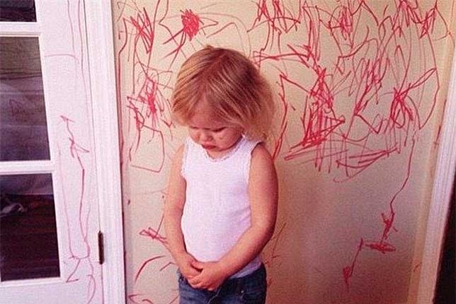 Thay vì cấm cản, hãy khuyến khích con vẽ bậy vì những lợi ích to lớn sau - Ảnh 3.