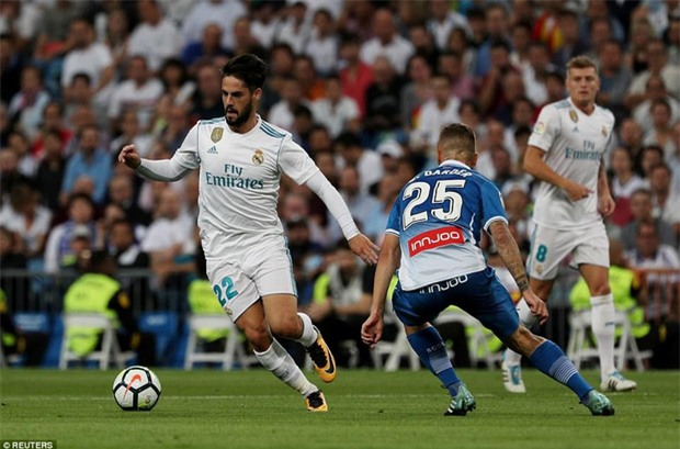 Ronaldo làm nền cho Isco, Real tiếp tục đeo bám Barca - Ảnh 7.