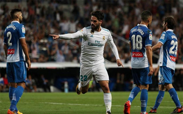 Ronaldo làm nền cho Isco, Real tiếp tục đeo bám Barca - Ảnh 8.