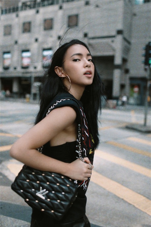 Những màu son HOT TREND nhất định bạn phải thử trong mùa thu năm nay-11