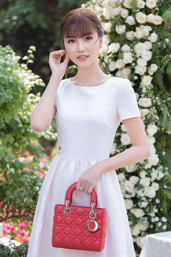 Mỹ nữ Vũng Tàu đi siêu xe 70 tỷ: Từ con gái người bán vé số đến cuộc sống xa hoa bên đại gia - Ảnh 6.