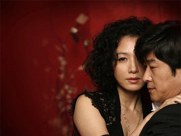 cau hoi cua con gai da khien nguoi me ngoai tinh thuc tinh… - 2