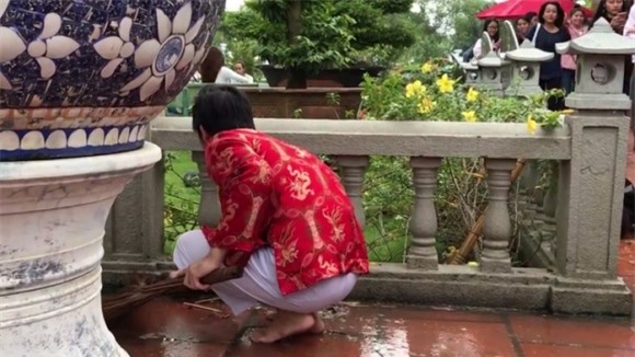 chuyện làng sao,sao Việt,Hoài Linh