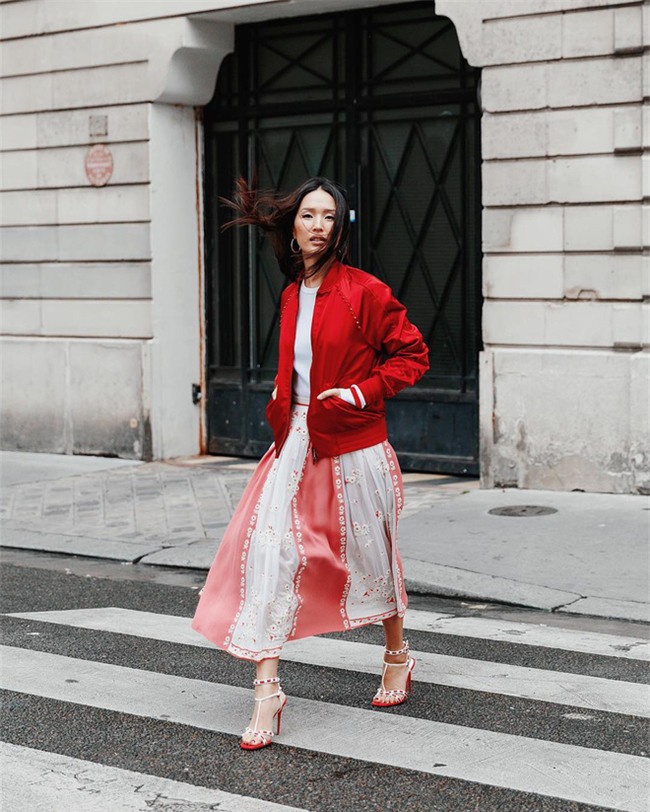 Ngắm loạt streetstyle siêu chất của quý cô châu Á khi đi dự Fashion Week - Ảnh 10.