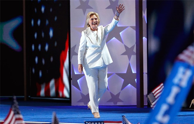 Bà Hillary Clinton đã dành đến 600 tiếng để làm đẹp trong suốt quá trình tranh cử - Ảnh 3.