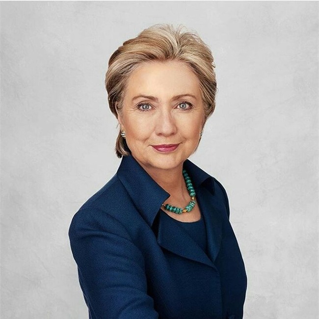 Bà Hillary Clinton đã dành đến 600 tiếng để làm đẹp trong suốt quá trình tranh cử - Ảnh 5.