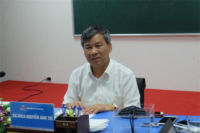 Nỗi trăn trở của GS Nguyễn Anh Trí khi về hưu mẹ của bé trai bị bỏ rơi chưa quay lại nhận con - Ảnh 1.