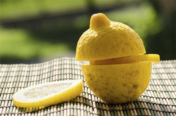 co nhung thuc pham bi moc van an duoc ngon lanh, khong hai suc khoe - 6