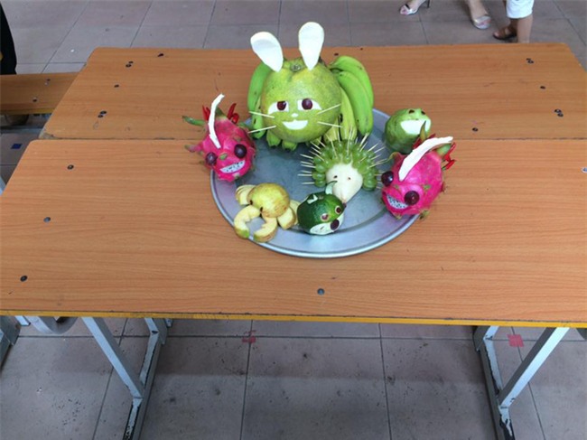 Cận kề Trung Thu, cư dân mạng thi nhau khoe mâm cỗ trái cây theo trường phái... kinh dị - Ảnh 11.