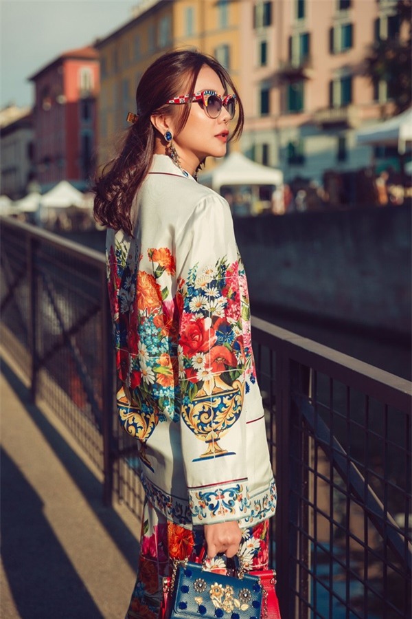 Street style Thanh Hằng vượt mặt nhiều biểu tượng thời trang làng giải trí Việt-7