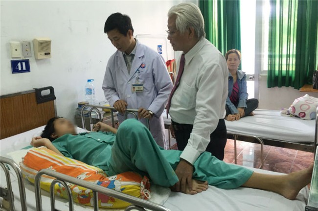 cong cột sống, vẹo cột sống, Bệnh viện Trưng Vương