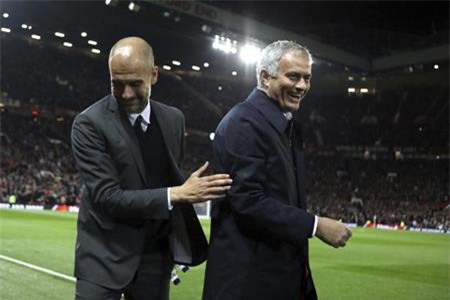 Jose Mourinho và Pep Guardiola cũng tích cực tham gia từ thiện