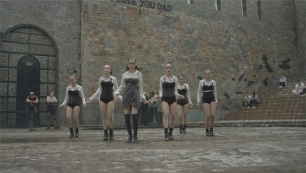 Glee: Angela Phương Trinh bị phát hiện mang thai, lại còn làm bạn trai chán ngán-7